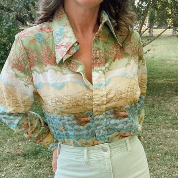 Vintage 70s novelty button down, dagger collar - Picture 3 of 9